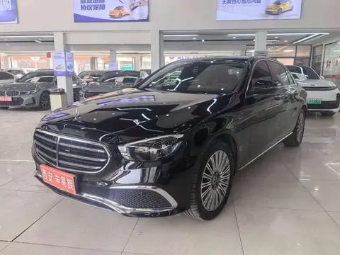 Mercedes-Benz E-Class 2022