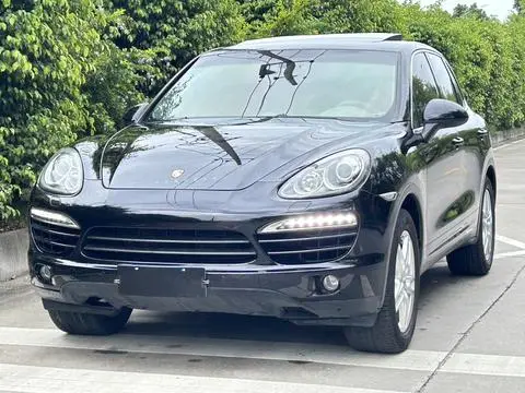 Porsche Cayenne 2011
