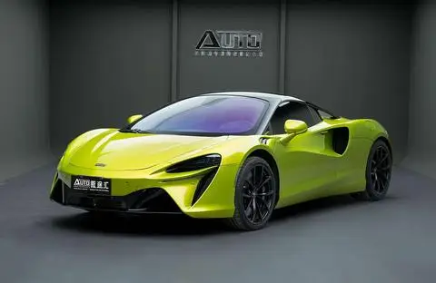 McLaren Artura 2023 — фото 1