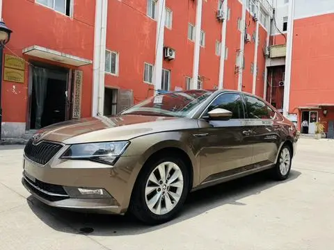 Skoda Superb 2016