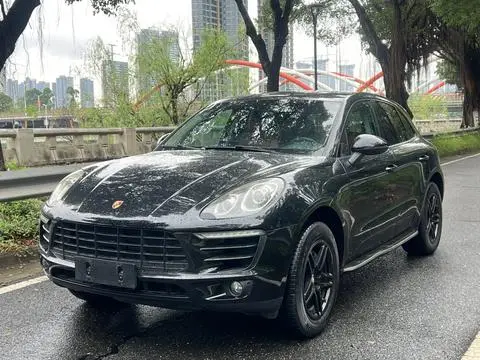 Porsche Macan 2014