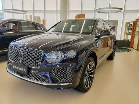 Bentley 添越 2024