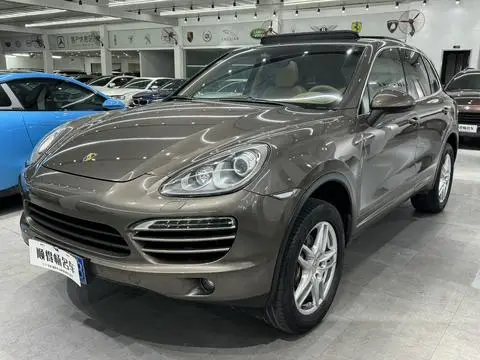 Porsche Cayenne 2011
