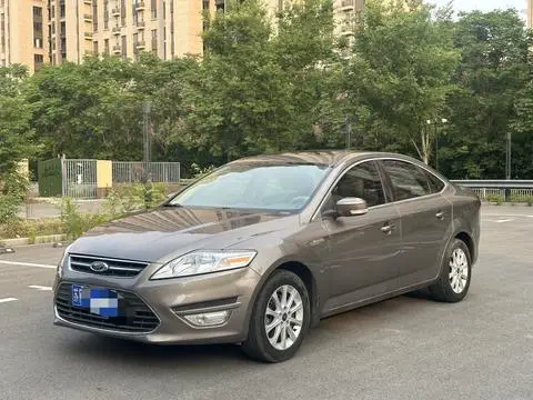 Ford 蒙迪欧-致胜 2011