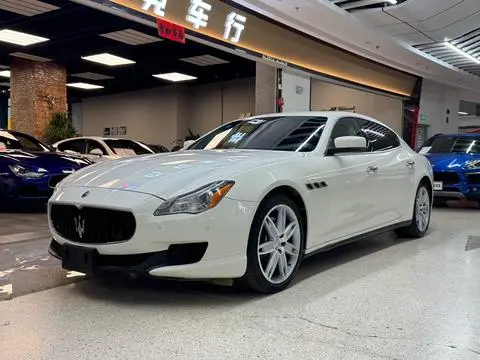 Maserati Quattroporte 2013