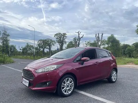 Ford 嘉年华 2013
