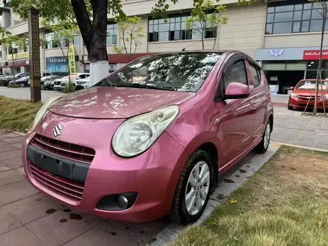 Suzuki 奥拓 2013