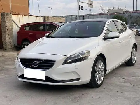 Volvo V40 2013
