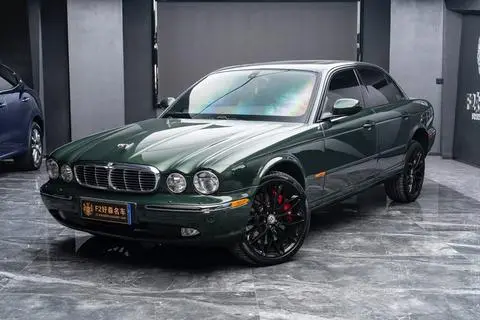 Jaguar XJ 2004