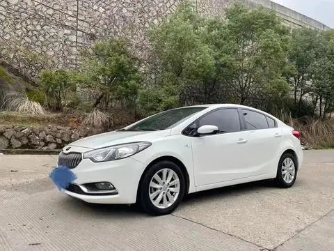 Kia K3 2016