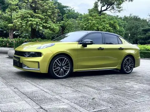 Lynk & Co 03 2022