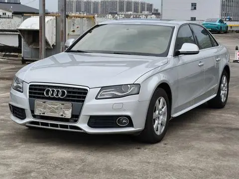 Audi A4L 2012