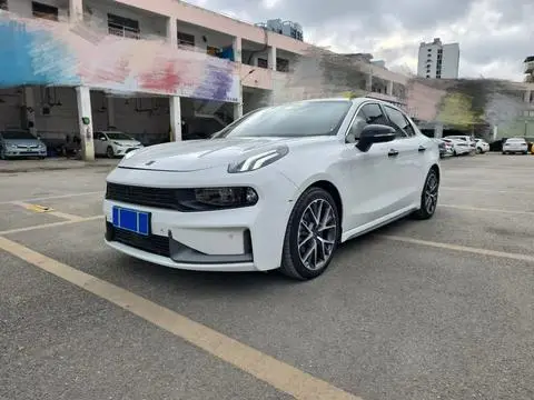 Lynk & Co 03 2022