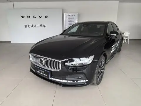 Volvo S90 2025
