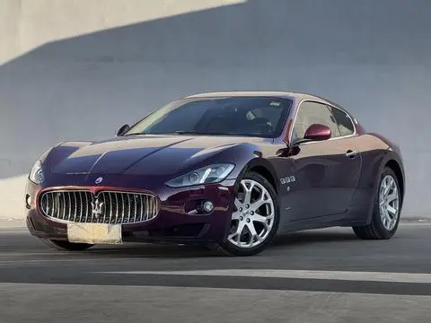 Maserati GranTurismo 2013 — фото 1