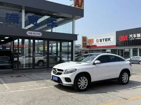 Mercedes-Benz GLE轿跑 2015 — фото 1