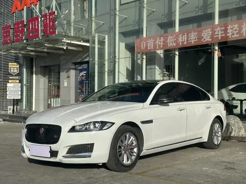 Jaguar XFL 2017