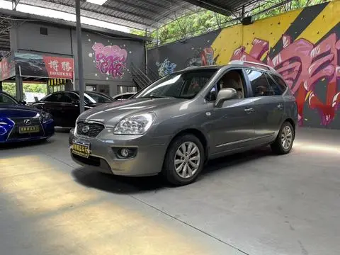 Kia 佳乐 2011