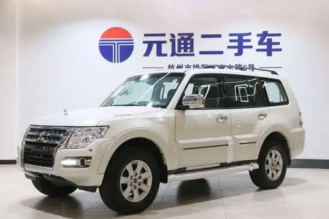 Mitsubishi 帕杰罗 2022