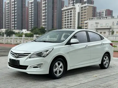 Hyundai 瑞纳 2016