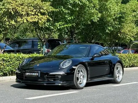 Porsche 911 2015