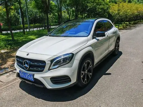 Mercedes-Benz GLA 2019