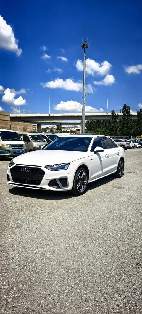 Audi A4L 2020