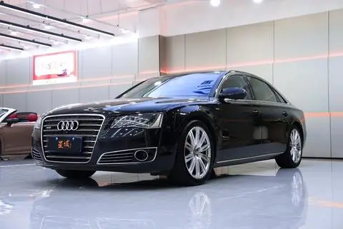 Audi A8 2013