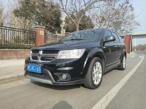 Dodge Journey 2013 — фото 1
