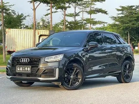 Audi Q2L 2018