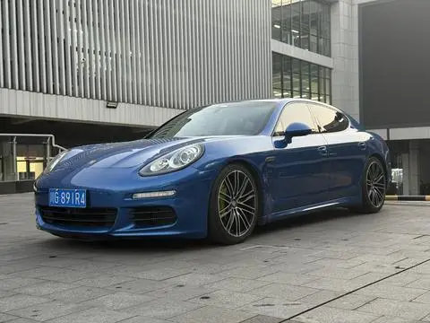 Porsche Panamera 2016