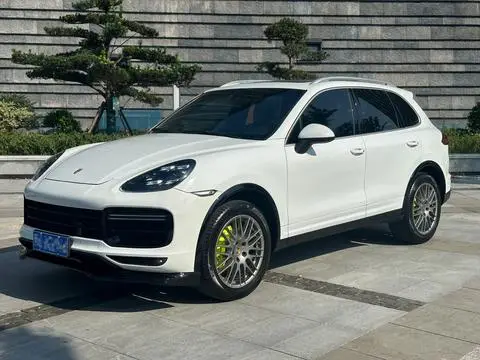 Porsche Cayenne 2014