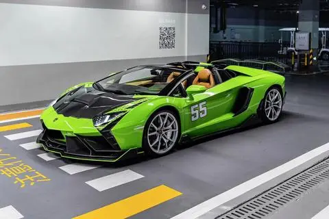 Lamborghini Aventador 2013