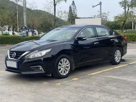 Nissan Teana 2016