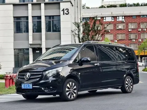 Mercedes-Benz 威霆 2021