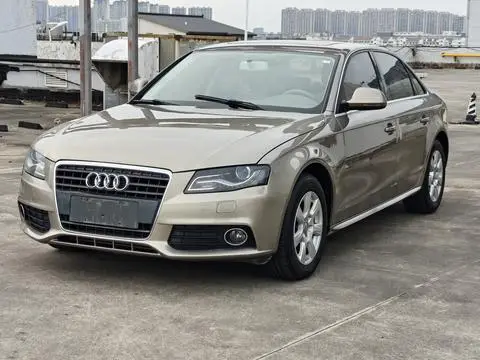 Audi A4L 2012