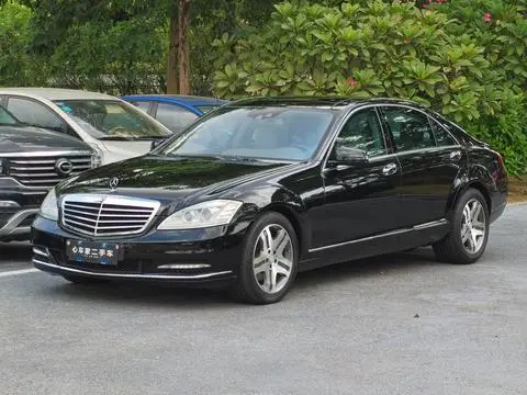 Mercedes-Benz S-Class 2010