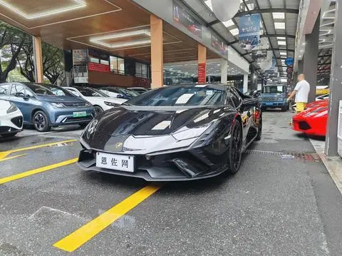 Lamborghini Huracán 2023