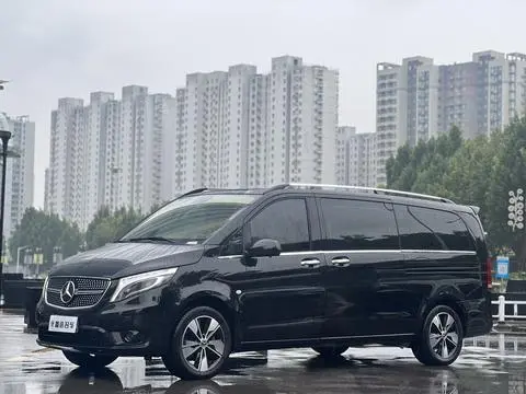 Mercedes-Benz 威霆 2021
