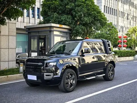Land Rover 卫士 2023