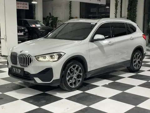 BMW X1 2022 — фото 1
