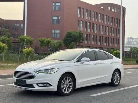 Ford 蒙迪欧 2017 — фото 1