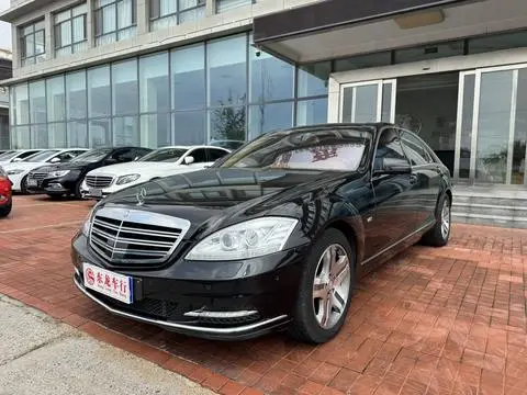 Mercedes-Benz S-Class 2010