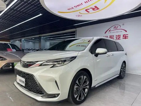 Toyota Granvia 2024