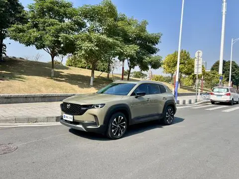 Mazda CX-50行也 2023