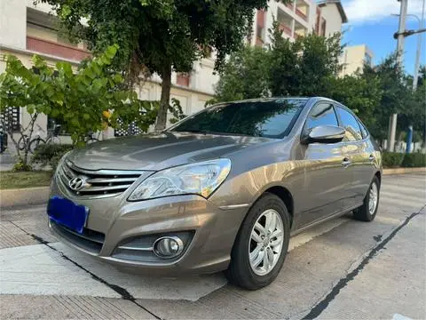 Hyundai 悦动 2011
