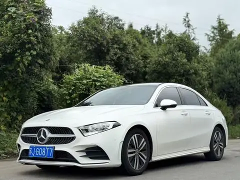 Mercedes-Benz A-Class 2019 — фото 1