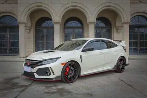 Honda Civic 2017 — фото 1
