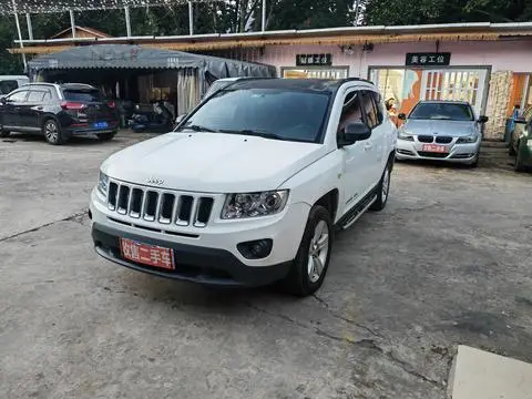 Jeep 指南者 2011