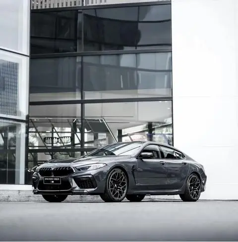 BMW M8 2022